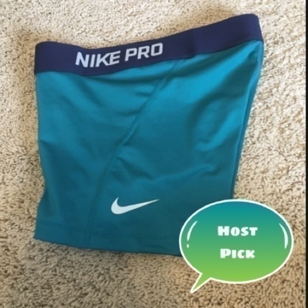 Nike Pro woman’s size XS teal and navy shorts